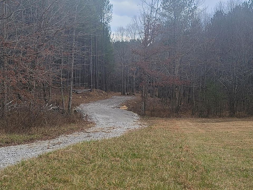 1st image of 1050 Mount Vernal Rd