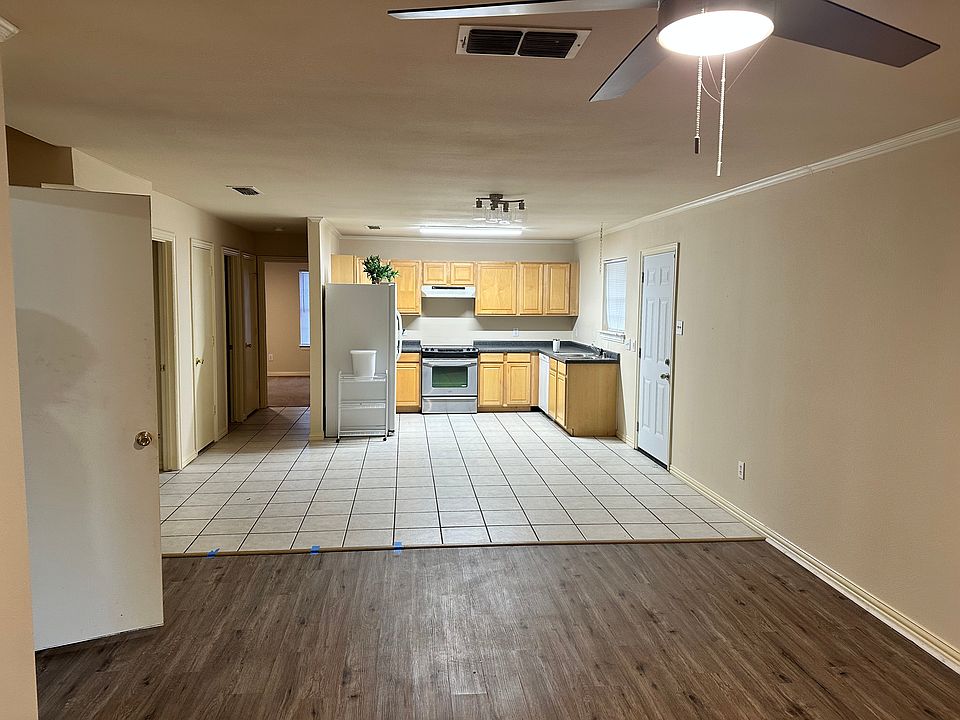 1st image of 411 N Jackson Ave APT B