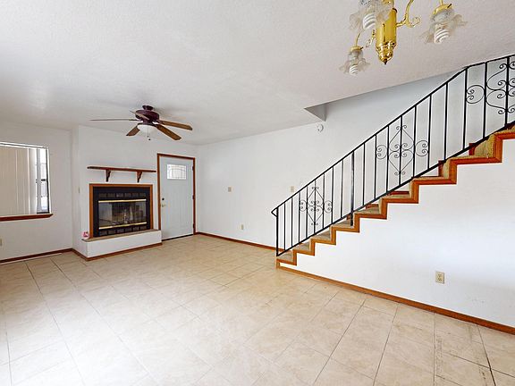 5th image of 1633 Ebony Ave