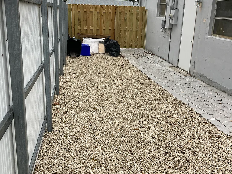 1648 NE 31st Ct — Photo 13