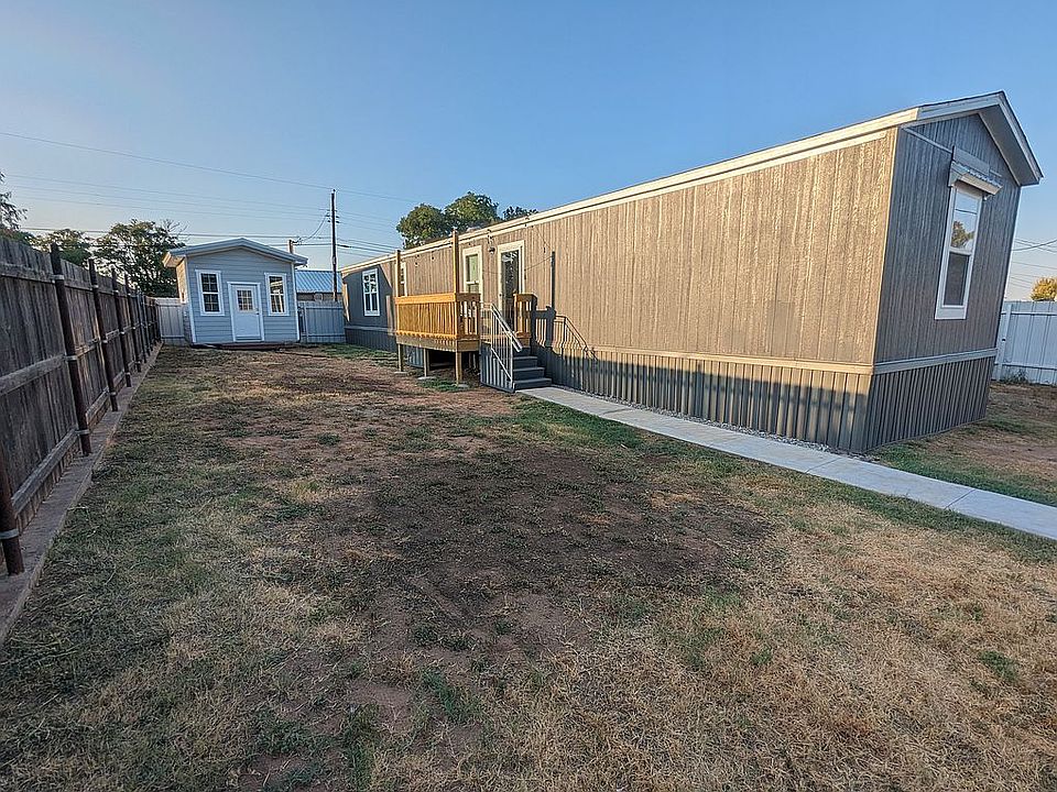 1st image of 407 E 7th St