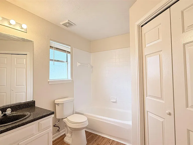 15821 Ridgecroft Rd — Photo 9