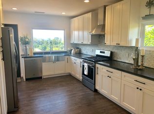 631 W Alvarado St, Fallbrook, CA 92028