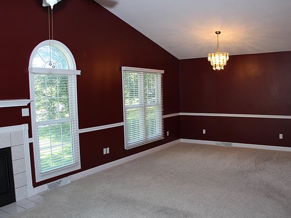 3rd image of 1703 Sunset Ct