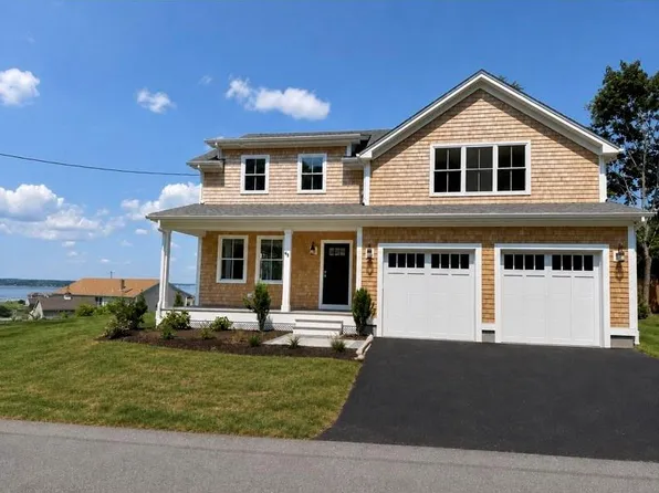 45 Corys Ct, Portsmouth, RI 02871