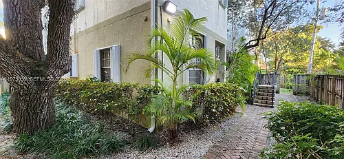 2850 Coconut Ave #7 Photo 1