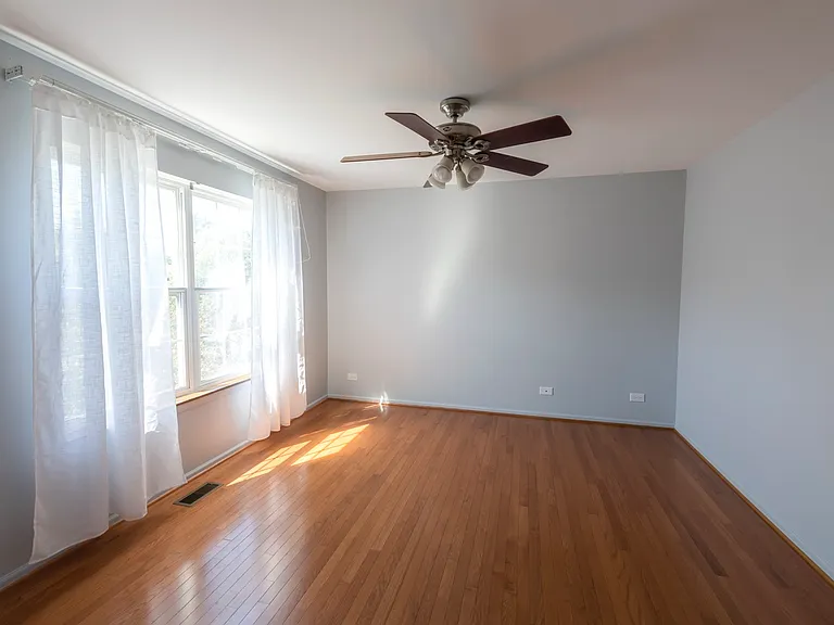 754 Savannah Ln — Photo 13