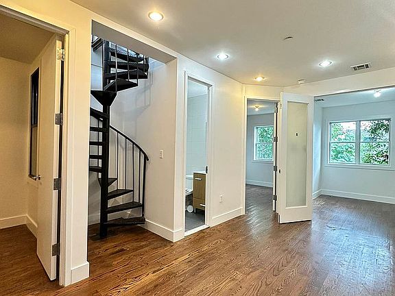 5th image of 1072 Bergen St #4E