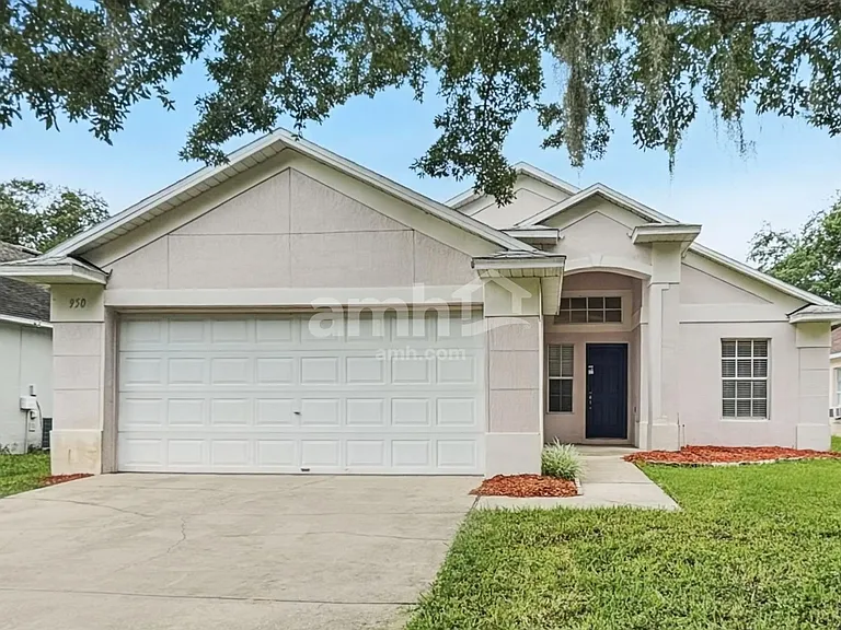 950 Woodsong Way — Photo 1
