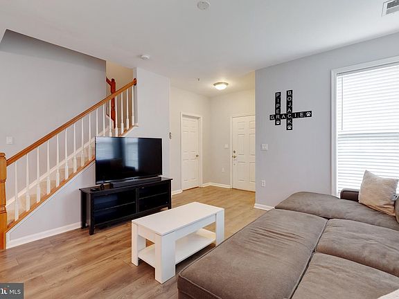 5th image of 14674 Shelford Way #382