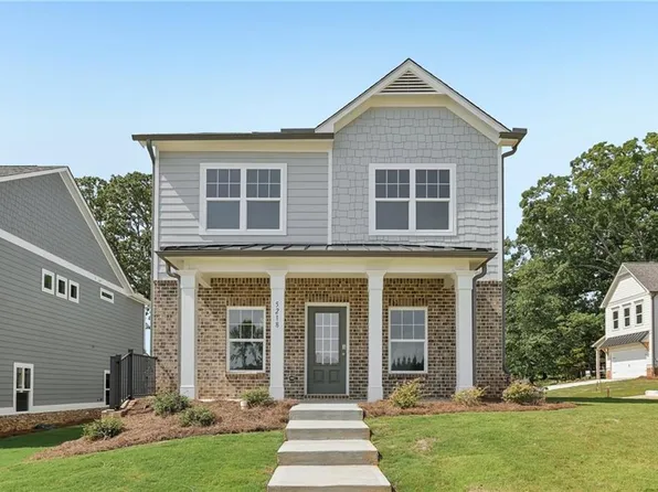 5218 Trace View Dr, Flowery Branch, GA 30542