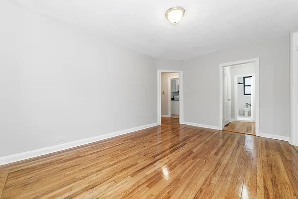 Rented by MNS | media 11