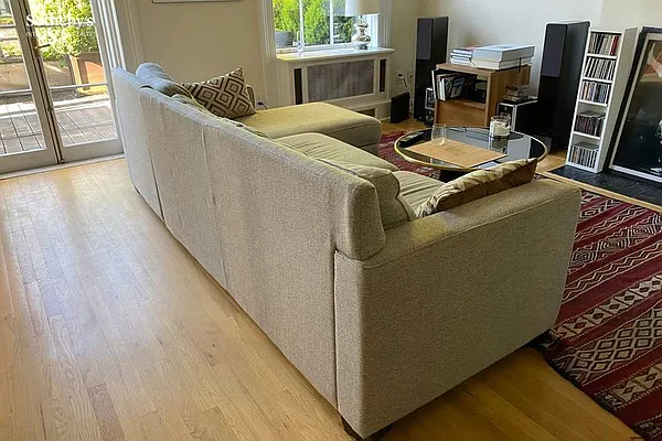 Rented by Sotheby's International Realty | media 4