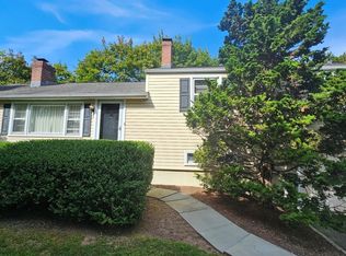 483 Main St, Westport, CT 06880