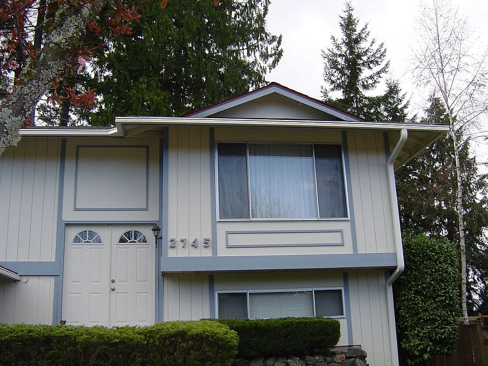 1st image of 2745 NE Carlson Ct