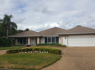 3713 Torrey Pines Blvd, Sarasota, FL 34238