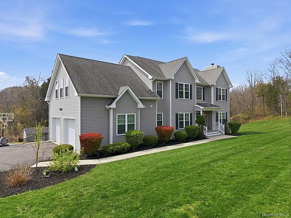 2nd image of 18 Valley View Road