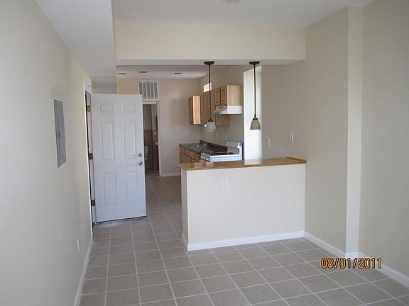 2nd image of 144 Verona Ave #3