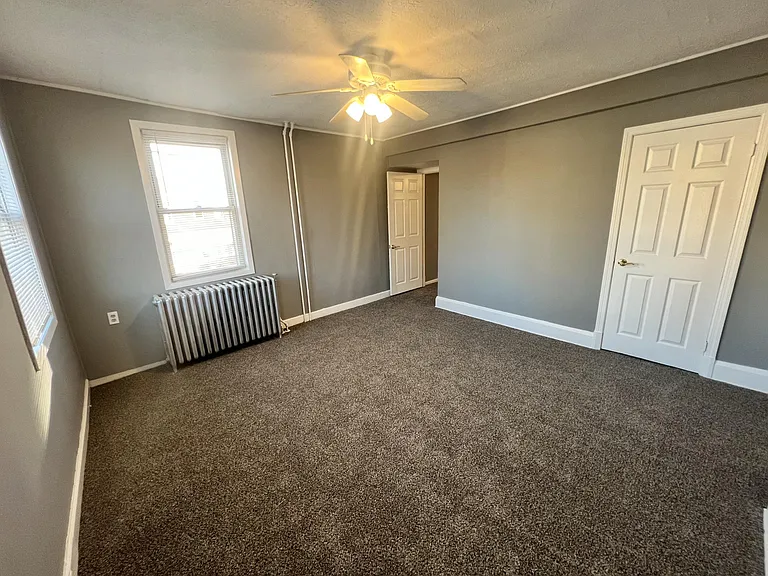 3243 Elliott St — Photo 7