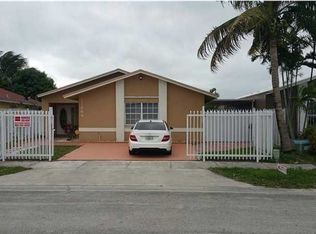 11864 SW 210th Ter, Miami, FL 33177