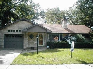 1113 W Keith Ave, Waukegan, IL 60085