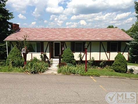 1st image of 49 Ginger Dr