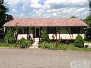 49 Ginger Dr, Triadelphia, WV 26059