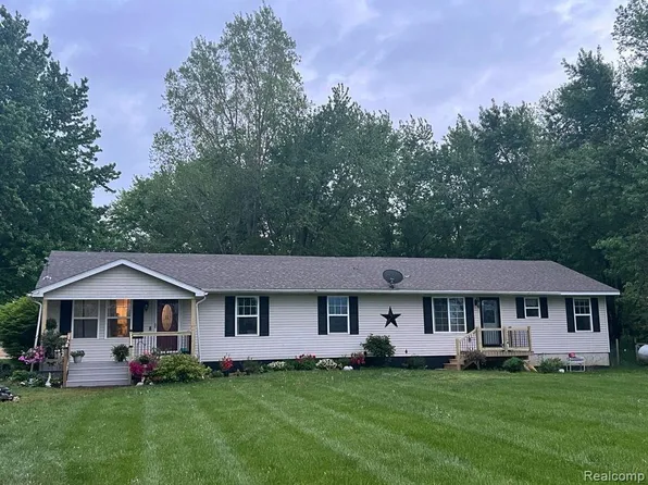 4557 Gannon Rd, Fowlerville, MI 48836