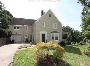 1 Forest Dr, Charleston, WV 25302