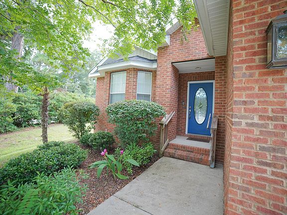 2nd image of 2400 Tippecanoe Rdg