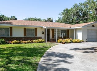 702 Banyan Rd, Vero Beach, FL 32963