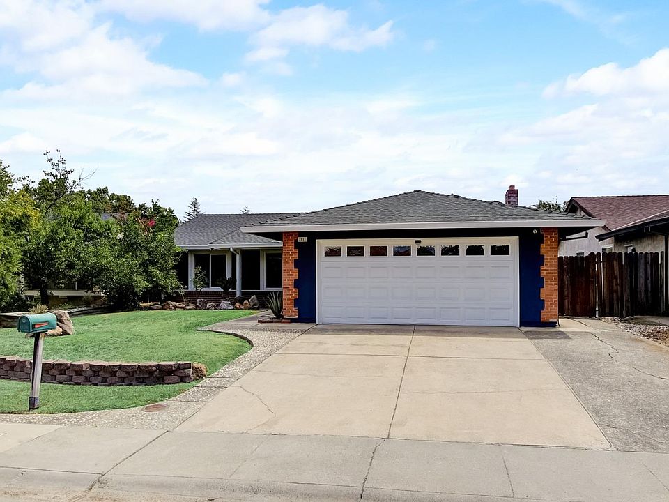 31 Del Vista Cir, Sacramento, CA 95823 | Zillow