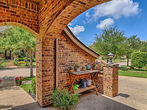 4th image of 6415 Tuscany Park Dr
