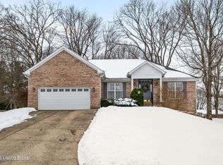 1310 Nightingale Ln, Goshen, KY 40026