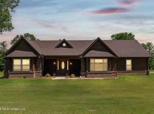 104 Oakley Cv, Senatobia, MS 38668