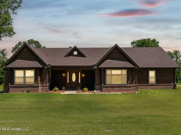 104 Oakley Cv, Senatobia, MS 38668