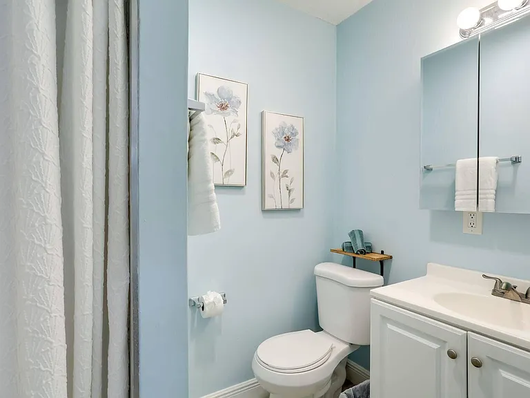 216 S M St #1 — Photo 12