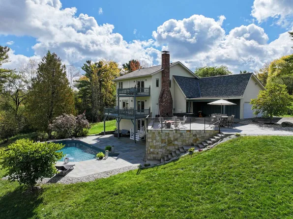 274 Orchard Lane, Weybridge, VT 05753