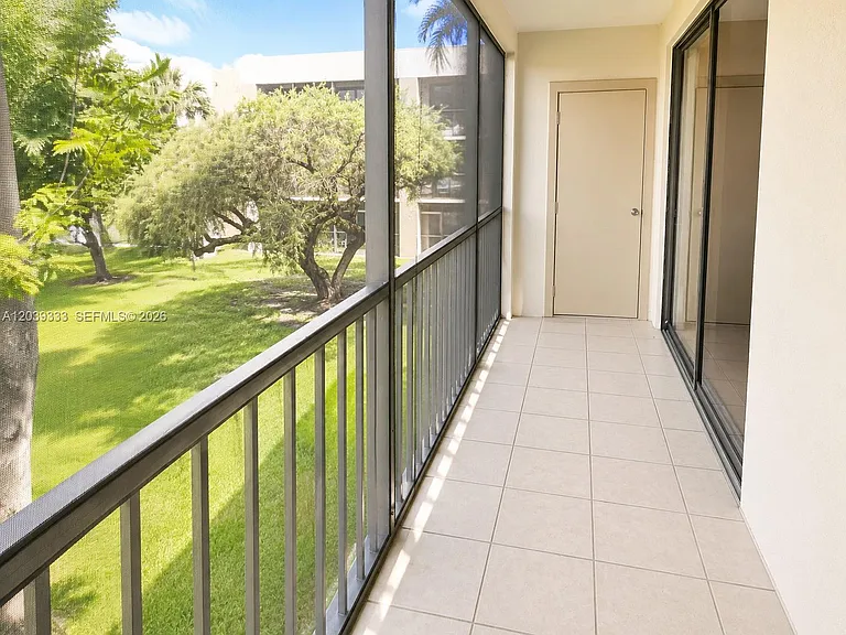 8045 SW 107th Ave #201 — Photo 5