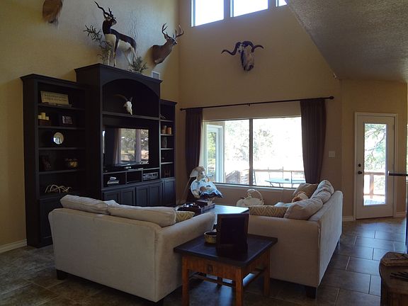 Great Room with 19' Ceilings