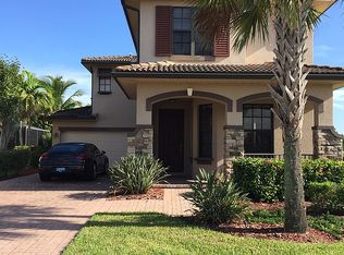 1233 Kendari Ter, Naples, FL 34113