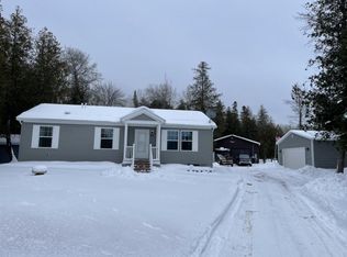30928 E Tourist Rd, Drummond Island, MI 49726