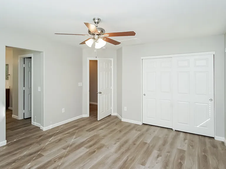 2405 Breckle Key Ave — Photo 10