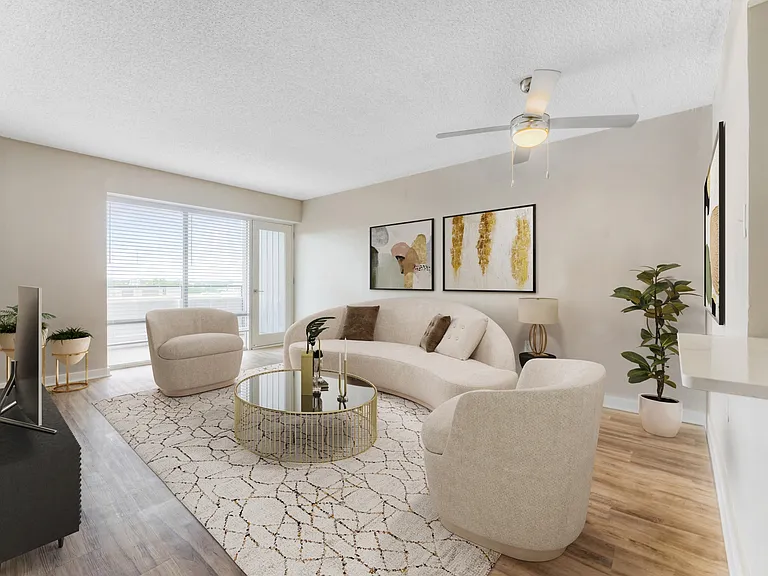 Iris Luxury Apartments — Photo 15