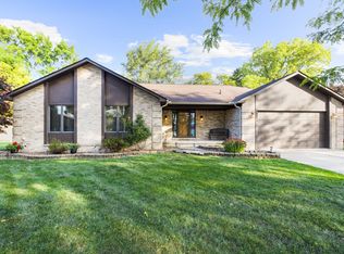 38345 Arcola Dr, Sterling Heights, MI 48312