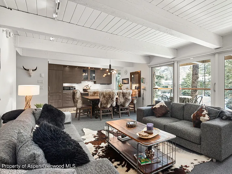 1034 E Cooper Ave #10 — Photo 3