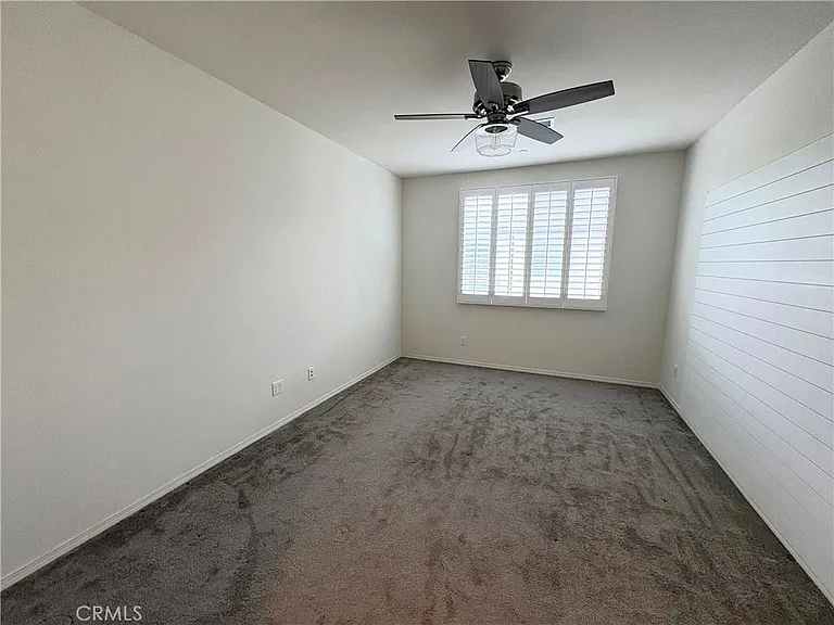 2848 E Berry Loop Privado — Photo 10