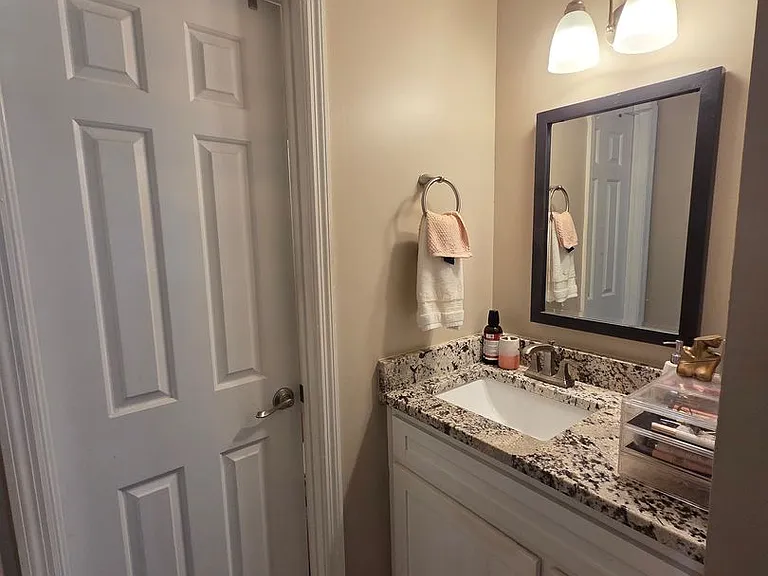 2165 S Milledge Ave — Photo 12