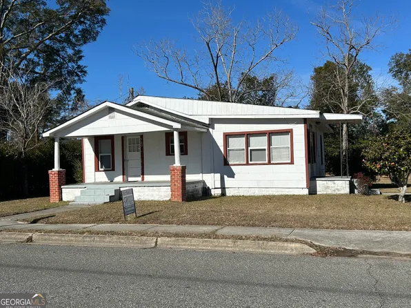 280 W Brumby Ave, Reidsville, GA 30453