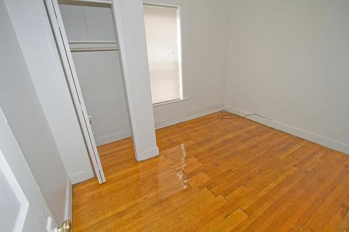 5335-5345 S. Kimbark Avenue — Photo 19
